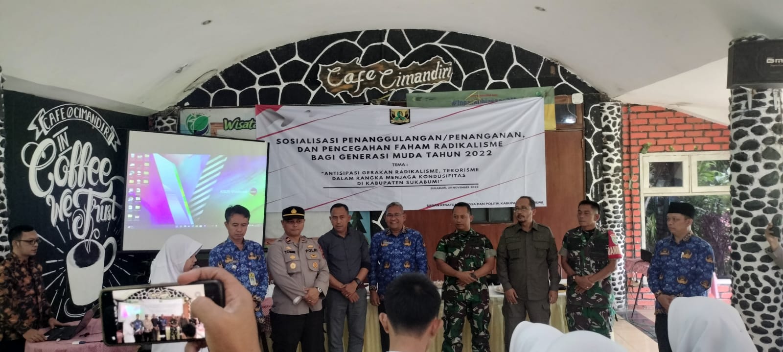 Cegah Faham Radikalisme, Dandim 0607/KS Bersama Polres Sukabumi Kota Berikan Wawasan Kebangsaan Kepada Generasi Muda