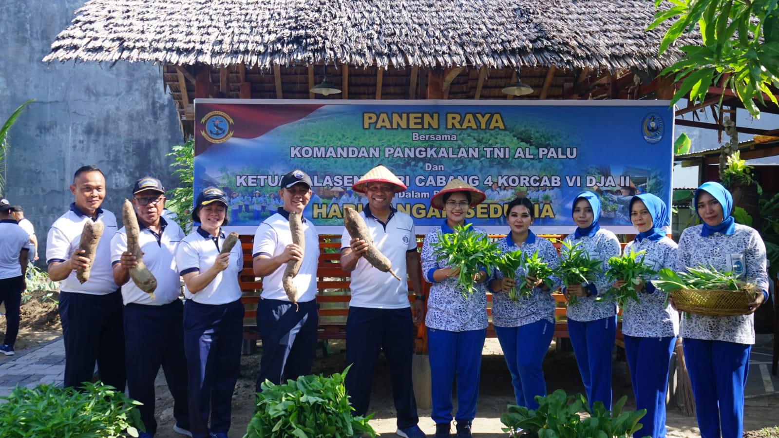 Peringati Hari Ketahanan Pangan Sedunia, Lanal Palu Selenggarakan Jalan Sehat Dan Senam Pagi