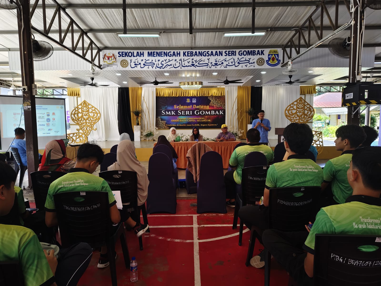 Fakultas Ketahanan Pangan Unesa Sosialisasi Program Studi di SMK Seri Gombak, Malaysia