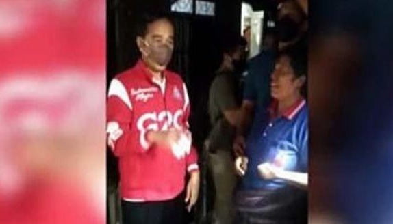 Jokowi Blusukan Di Ende, Videonya di Sini